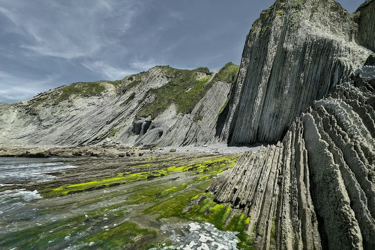 El flysch de Zumaia, en el Geoparque de la Costa Vasca
